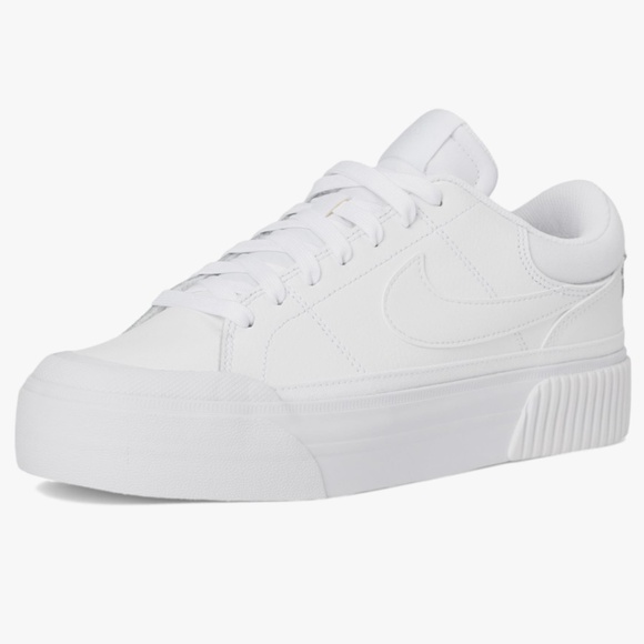 Nike Shoes - NWOT Nike White Court Legacy Lift (Size 7)